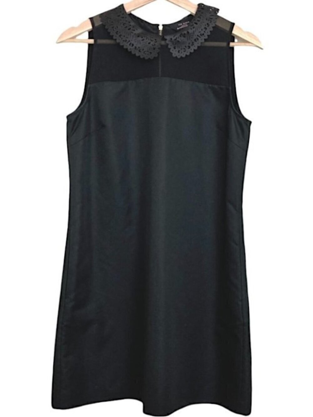 TED BAKER Izziey Sleeveless Black Shift Dress w/Laser Cut Collar